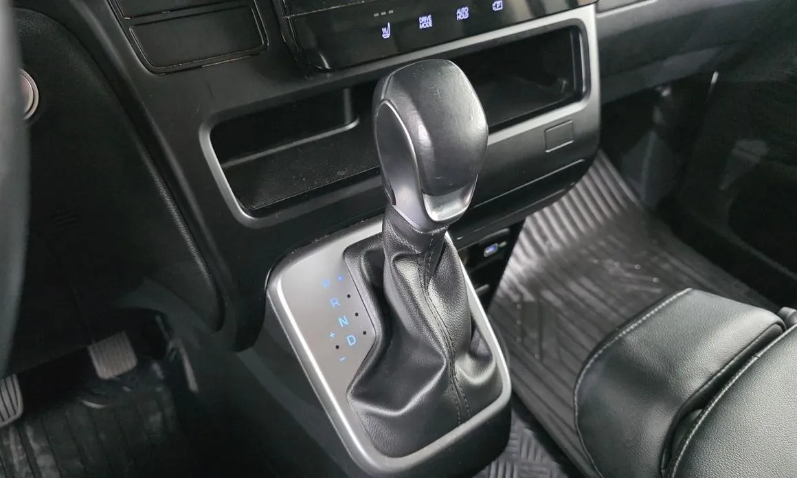 Hyundai Staria — фото 6