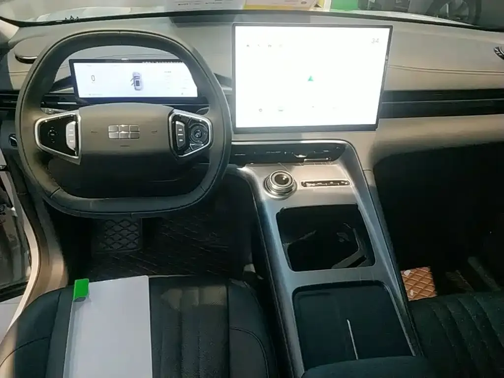 Geely Galaxy E5 — фото 10