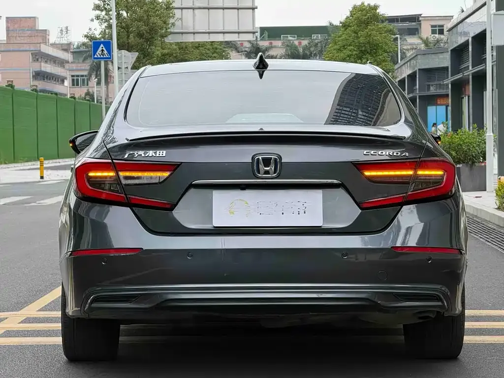 Honda Accord — фото 2
