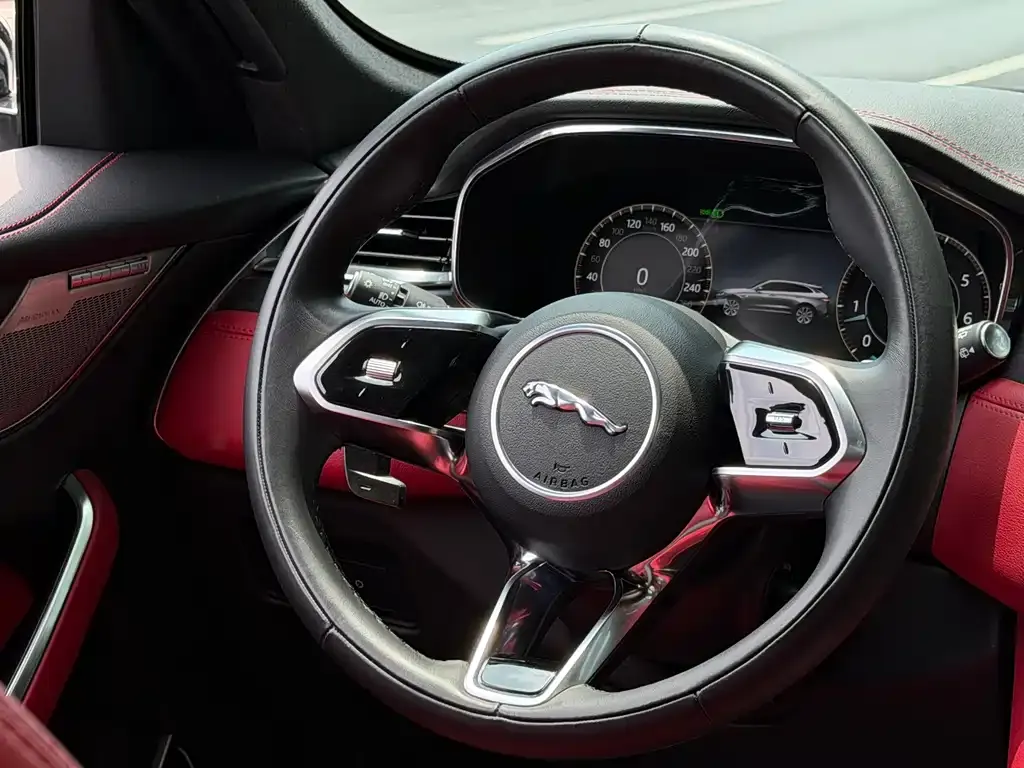 Jaguar F-PACE 2024 из CN, фото 9
