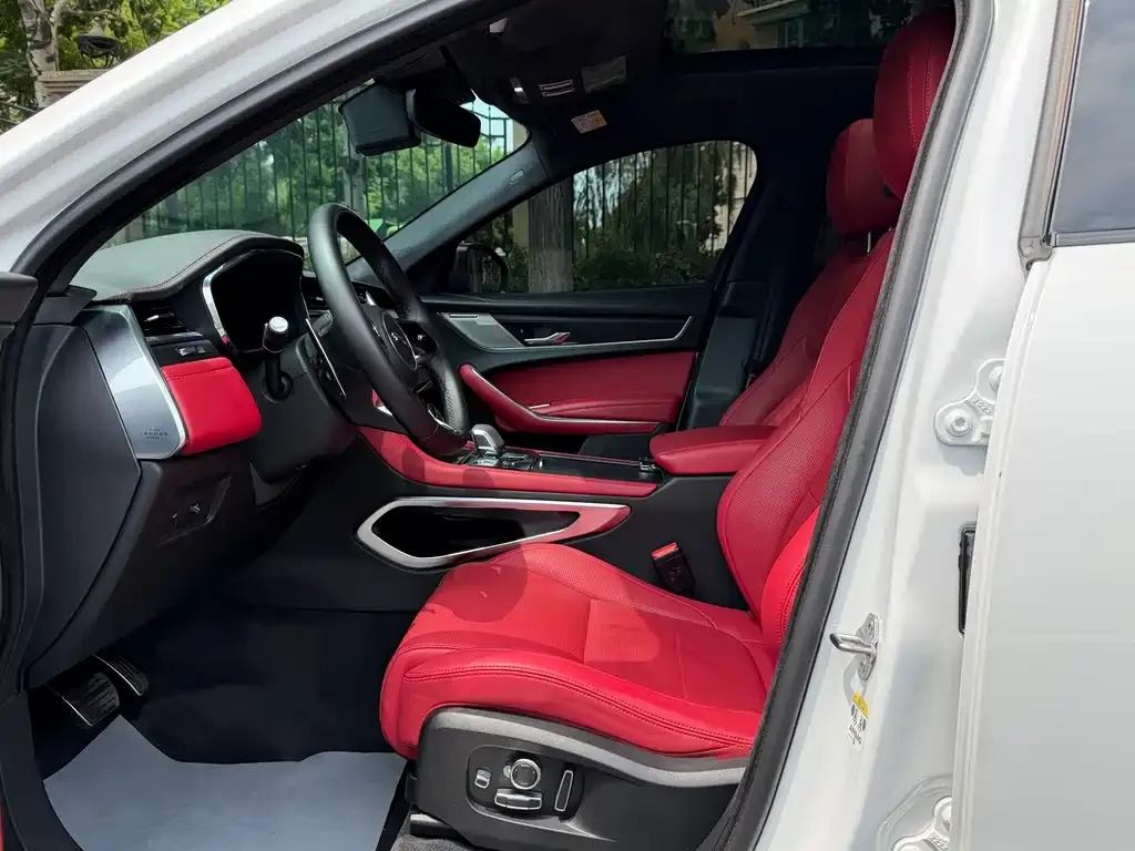 Jaguar F-PACE 2024 из CN, фото 7