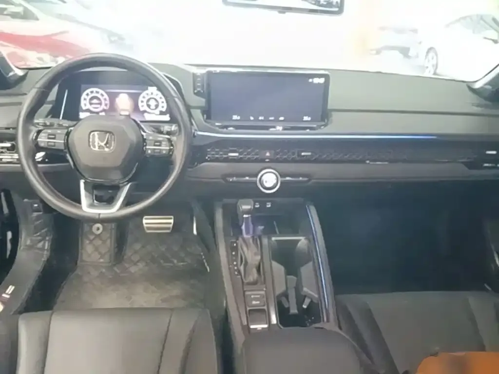 Honda Accord — фото 2