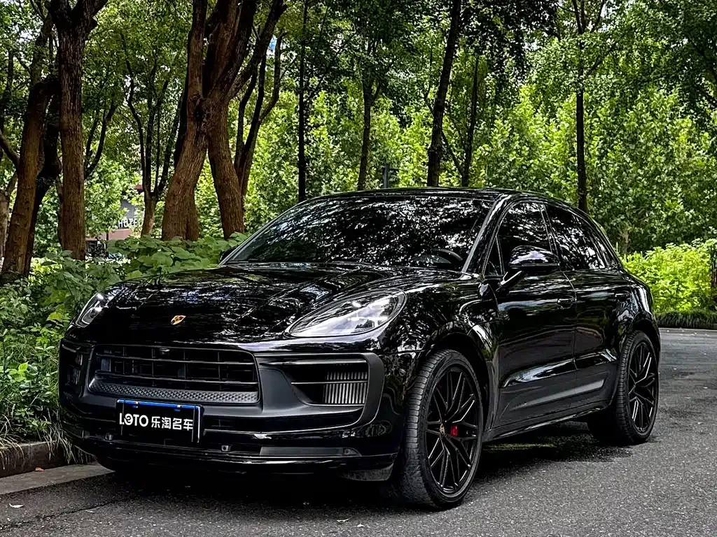 Porsche Macan — фото 1