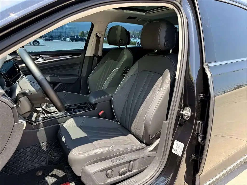 Volkswagen Passat — фото 3