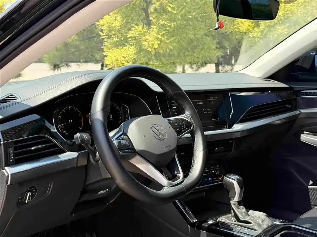 Volkswagen Passat — фото 4