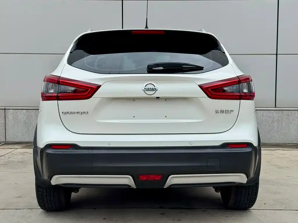 Nissan Qashqai — фото 3