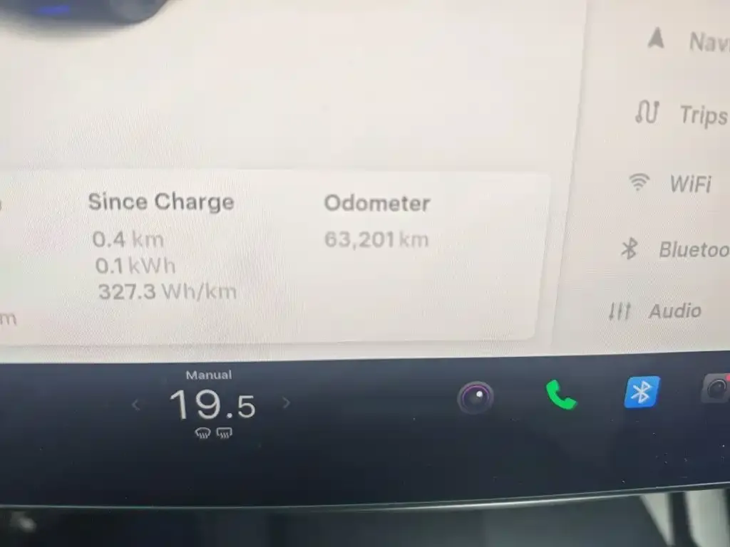 Tesla Model 3 — фото 10