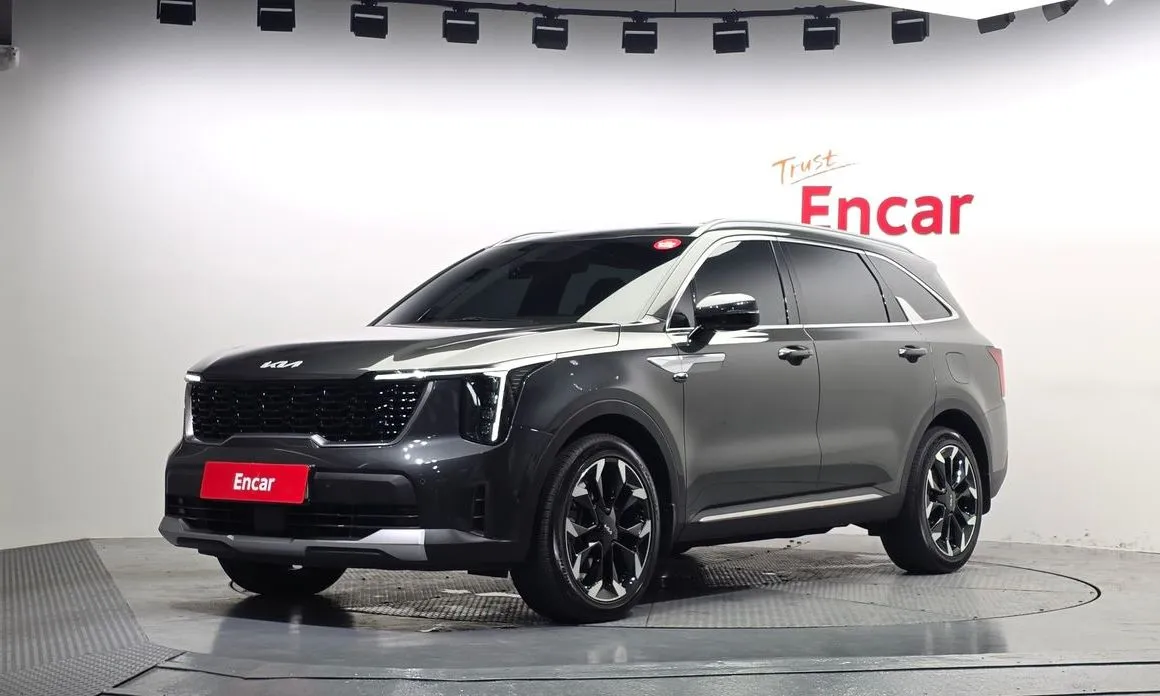 Kia Sorento — фото 1