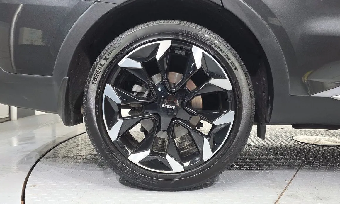 Kia Sorento — фото 10
