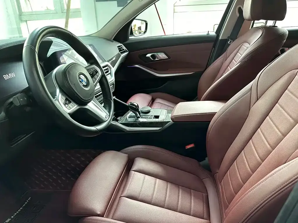 BMW 3 Series 2021 из CN, фото 7