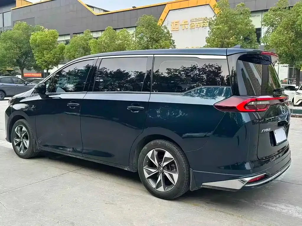 GAC Motor Trumpchi M6 — фото 9