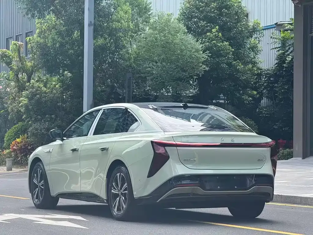 Hongqi EH7 2026 из CN, фото 8