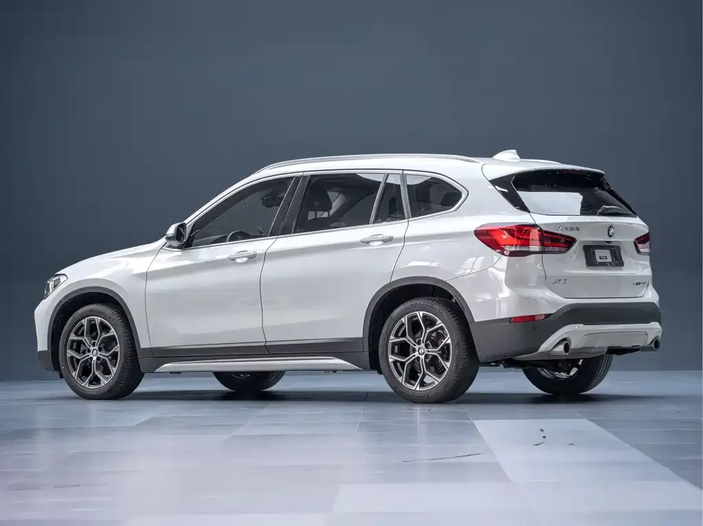 BMW X1 — фото 4