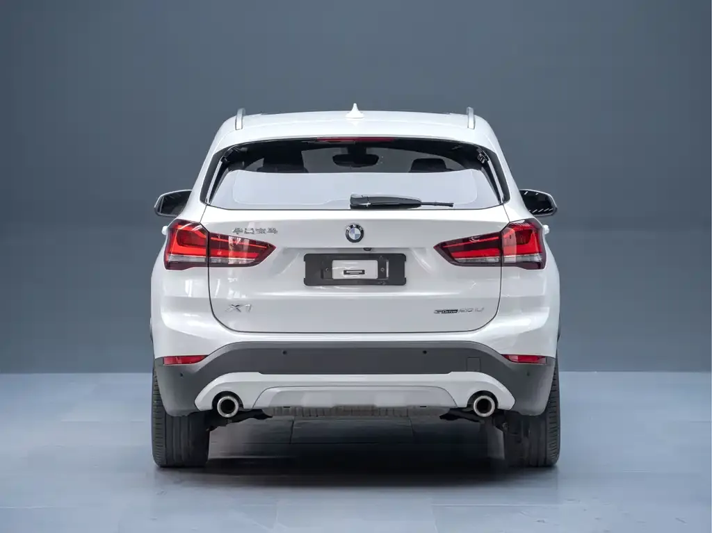 BMW X1 — фото 10