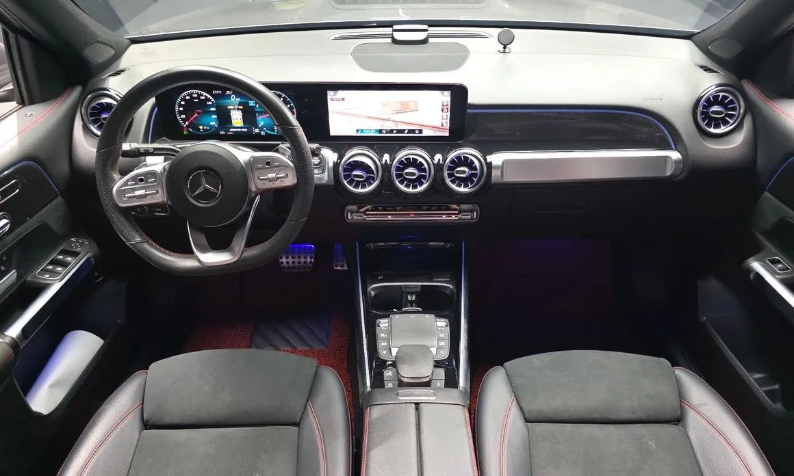 Mercedes-Benz GLB-Class — фото 9