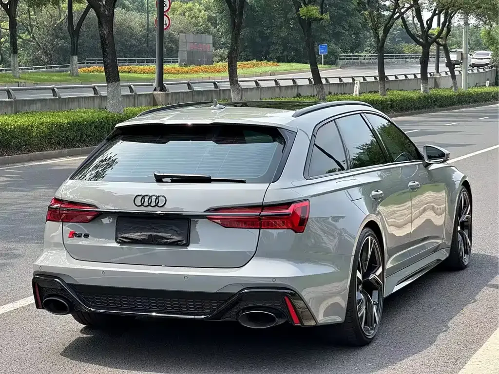 Audi RS 6 — фото 7