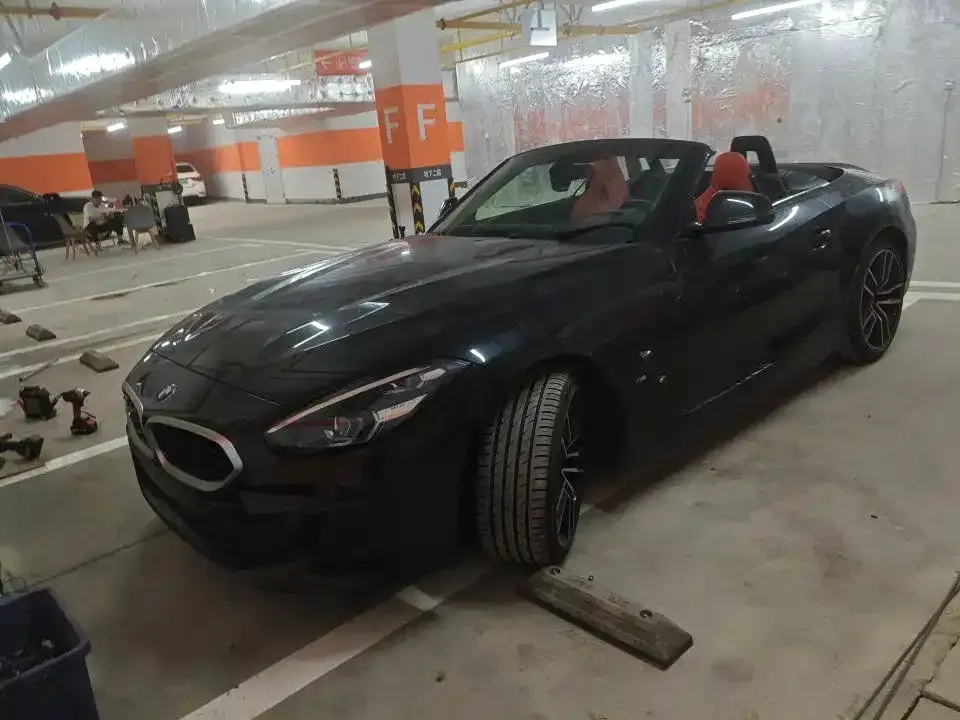 BMW Z4 — фото 1