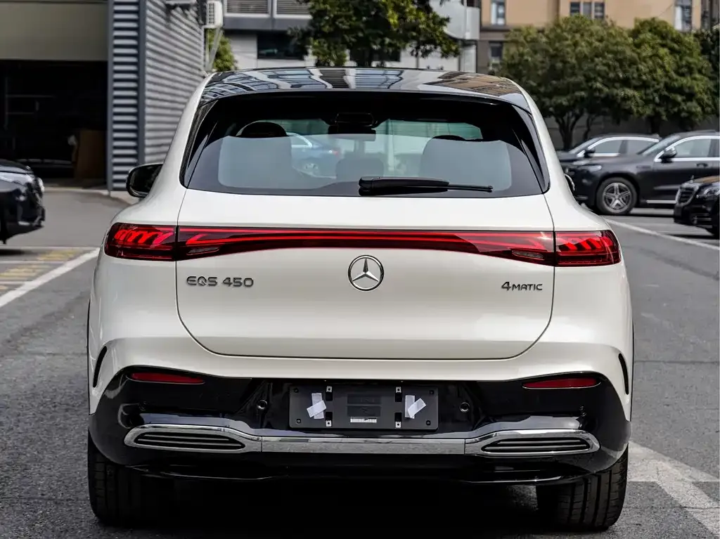 Mercedes-Benz EQS SUV — фото 8