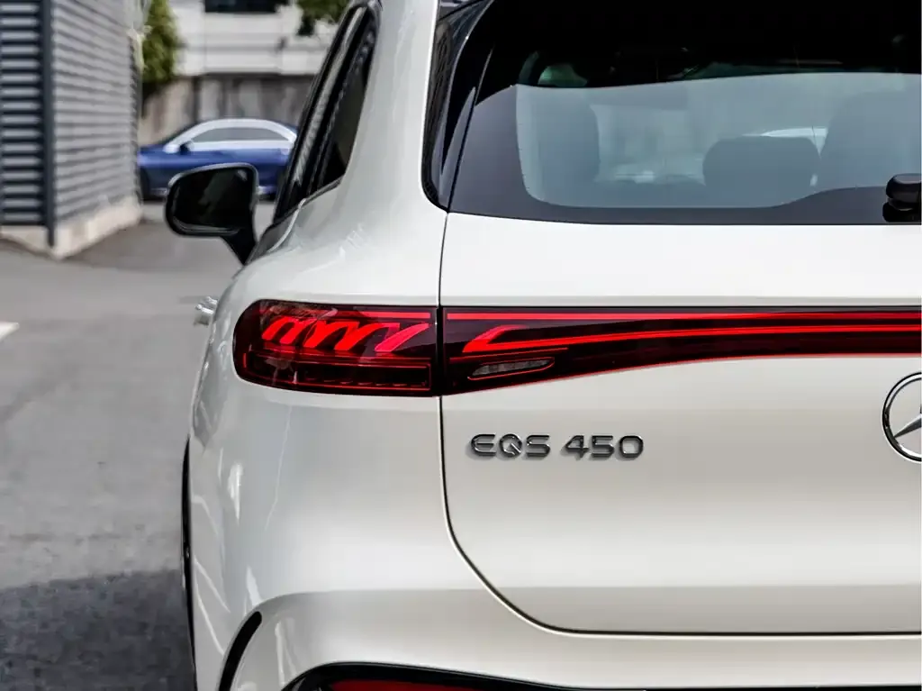 Mercedes-Benz EQS SUV — фото 2