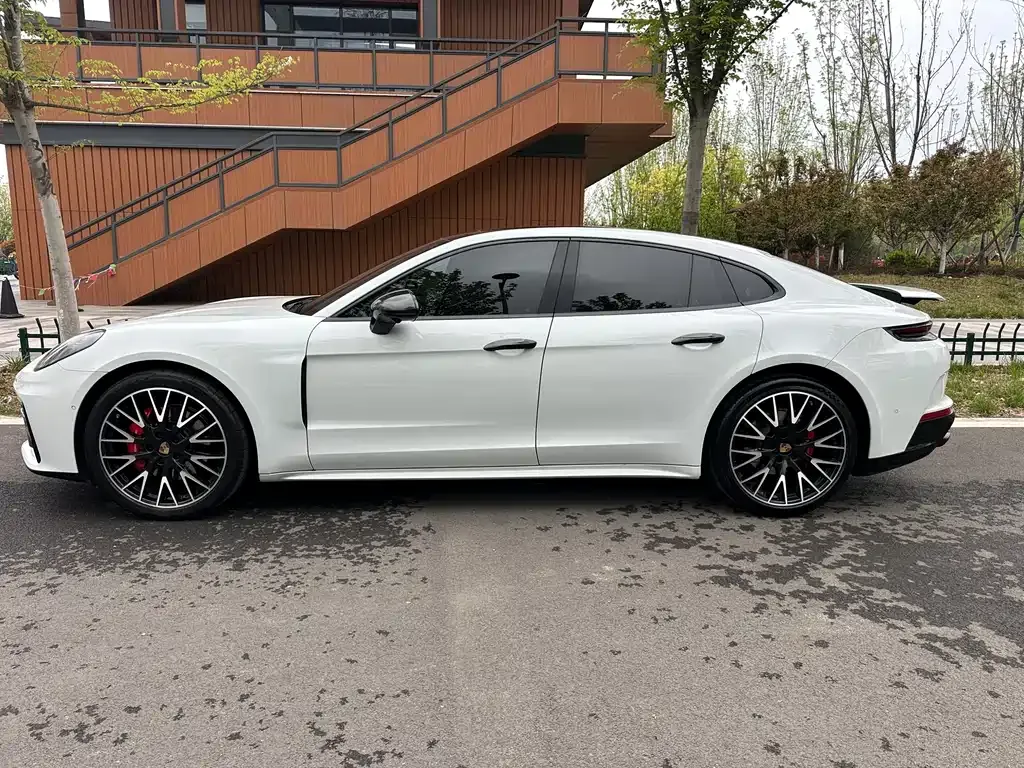 Porsche Panamera — фото 8