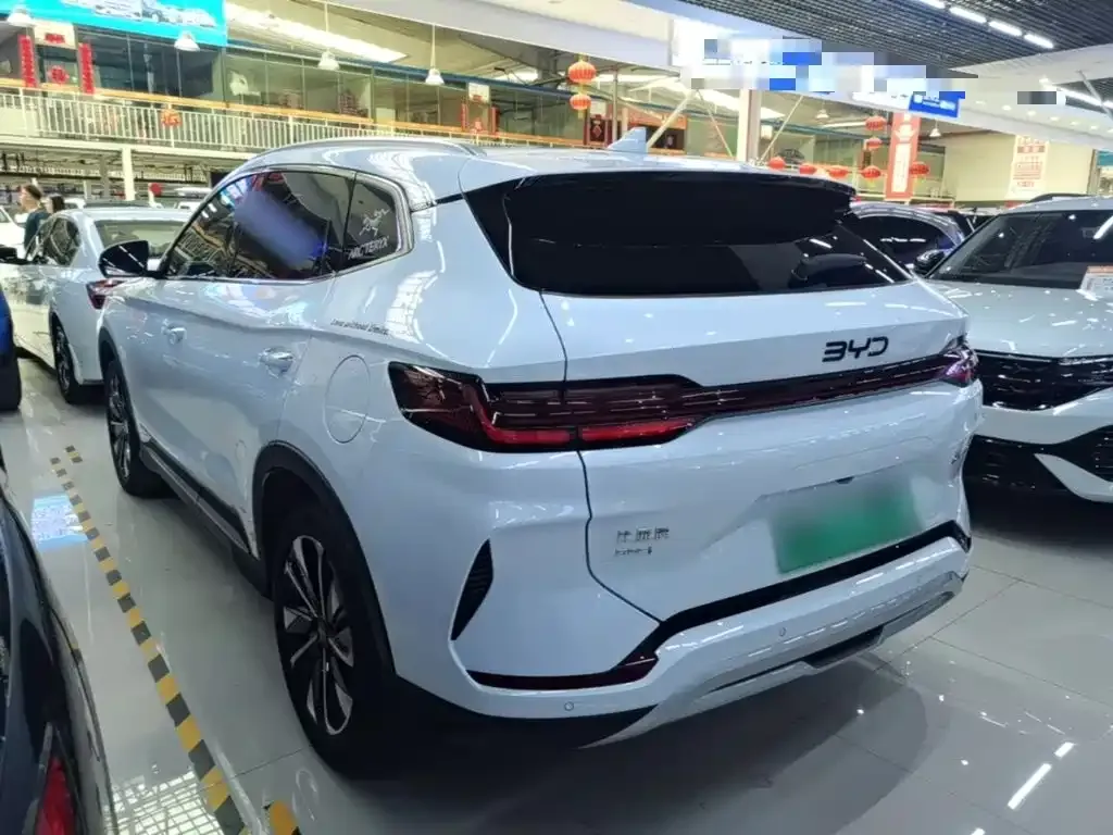 BYD PLUS New Energy — фото 10