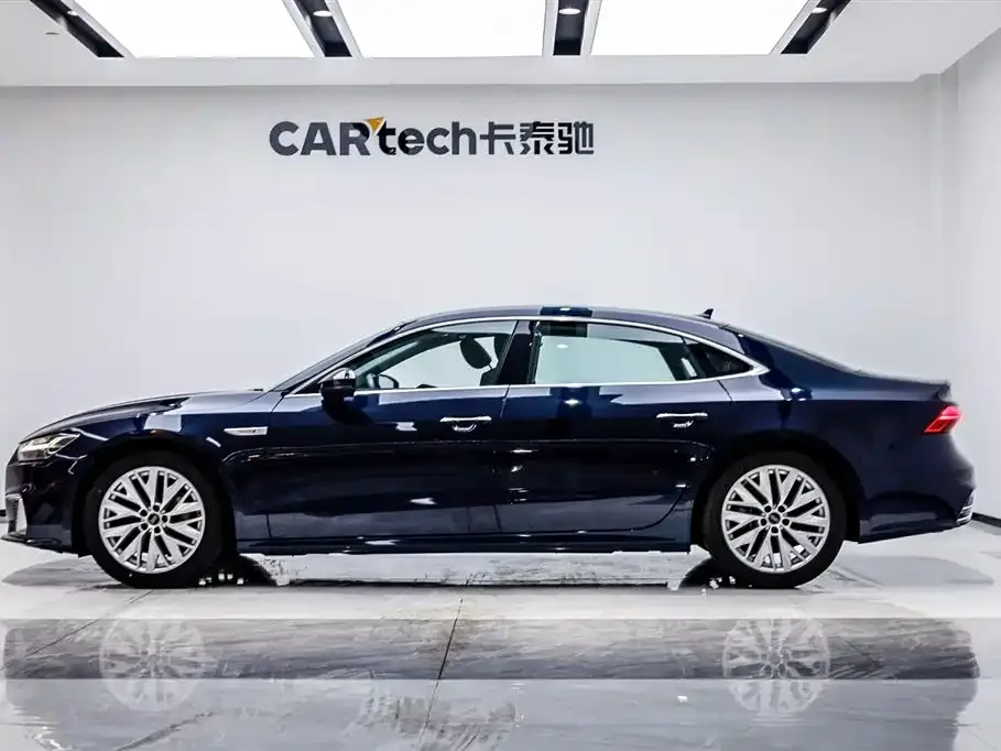 Audi A7L 2024 из CN, фото 9