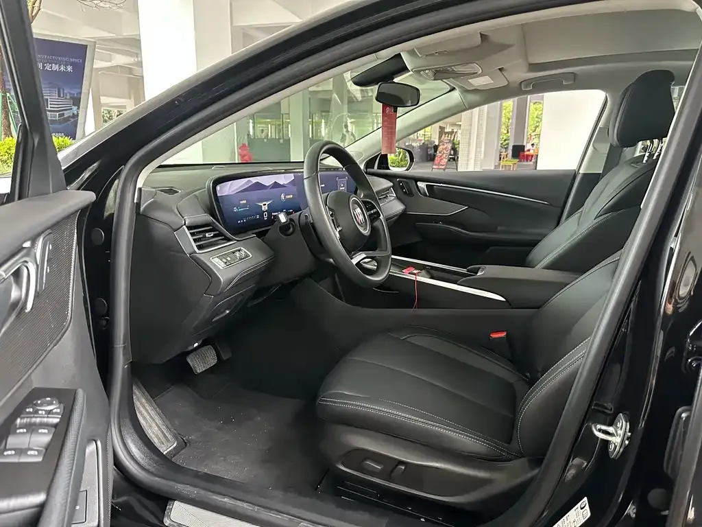 Buick LaCrosse 2024 из CN, фото 3