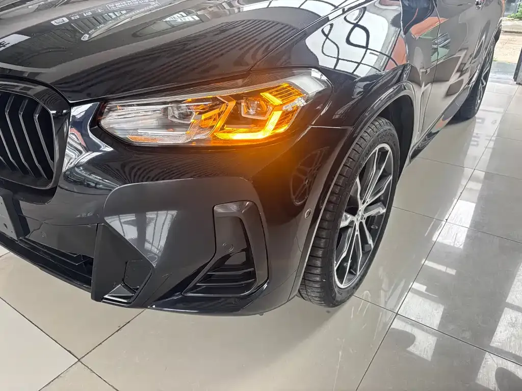 BMW X3 — фото 10