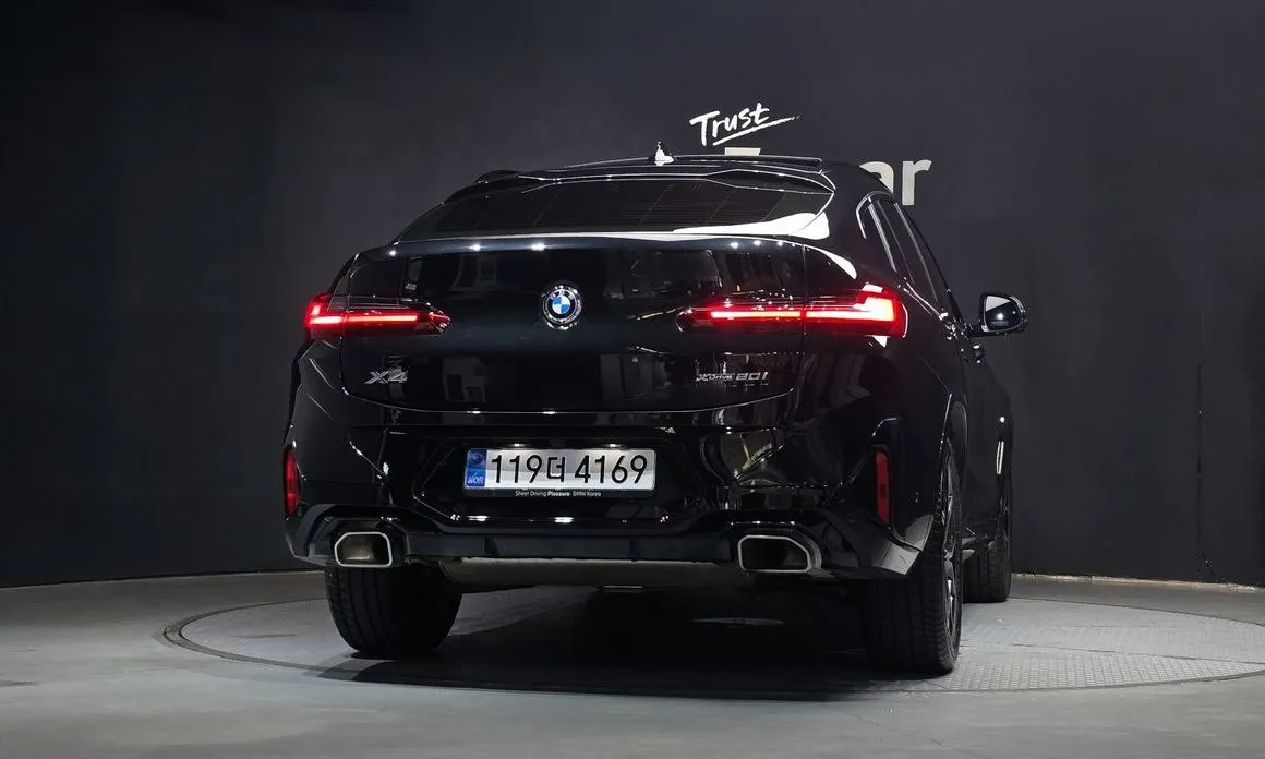 BMW X4 — фото 4
