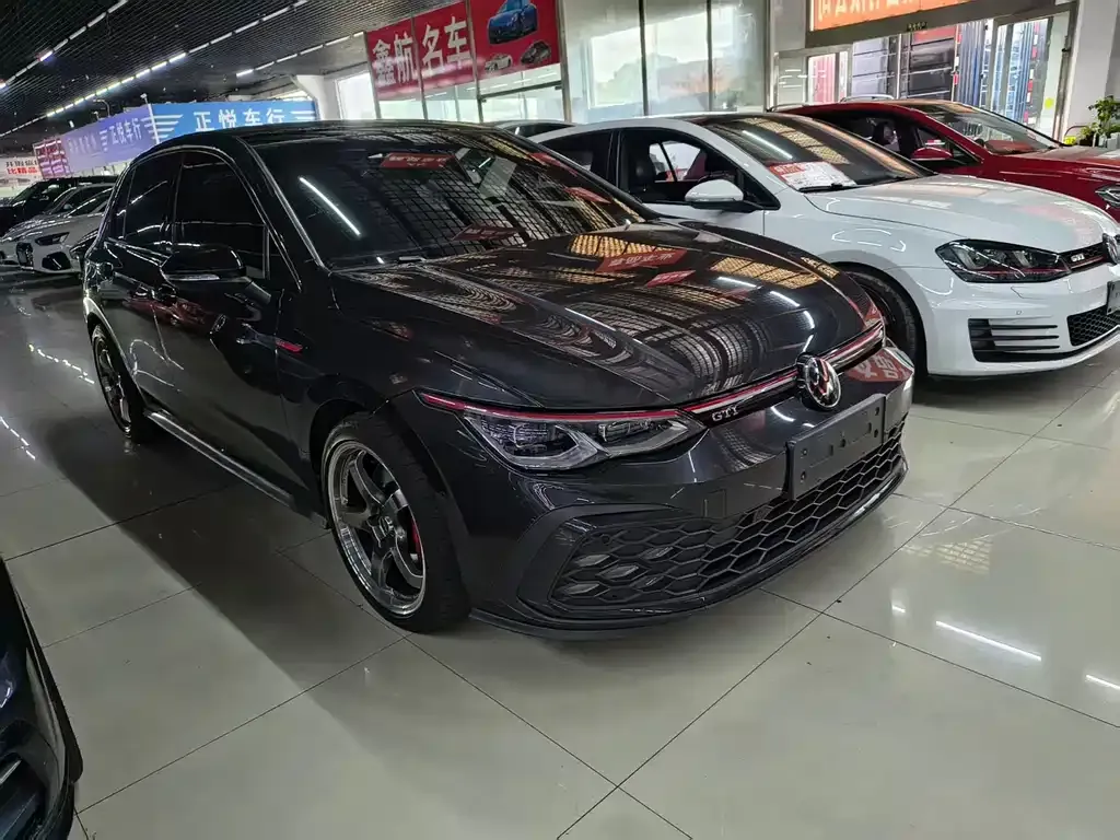 Volkswagen Golf GTI — фото 2