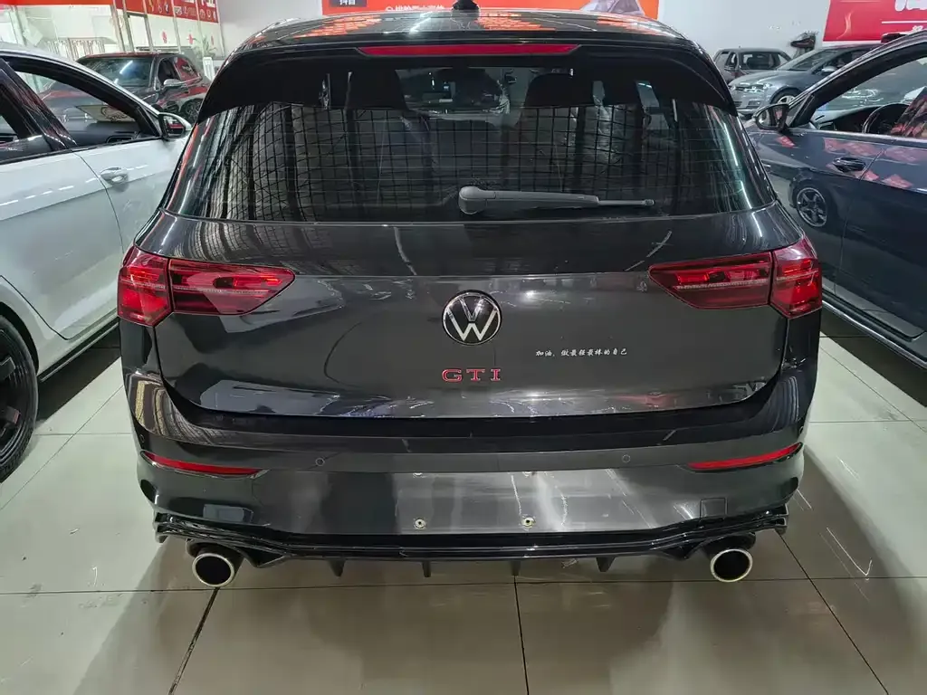 Volkswagen Golf GTI — фото 3