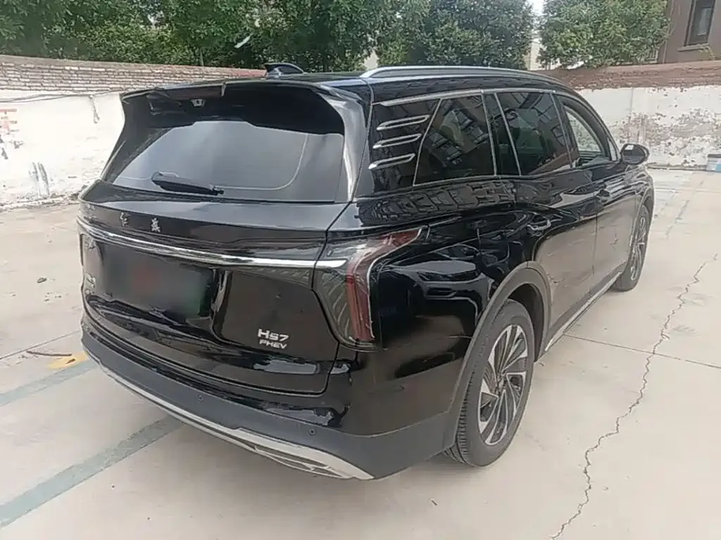 Hongqi HS7 PHEV — фото 6