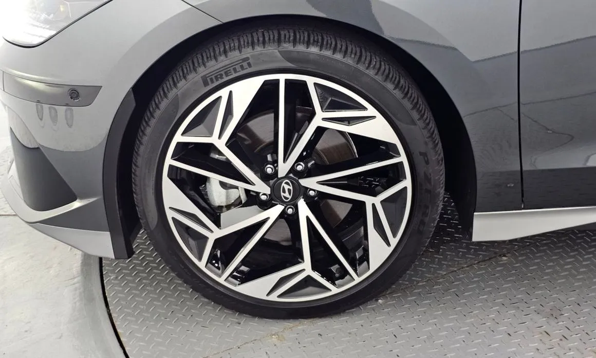 Hyundai Ioniq6 — фото 10