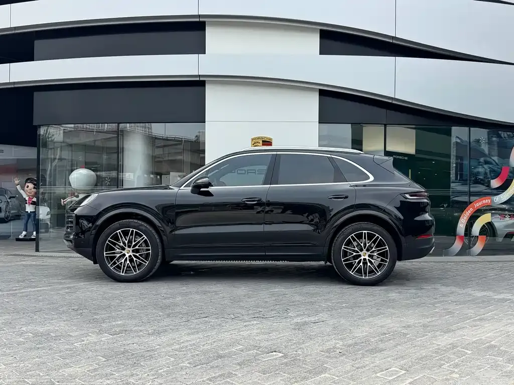 Porsche Cayenne — фото 6