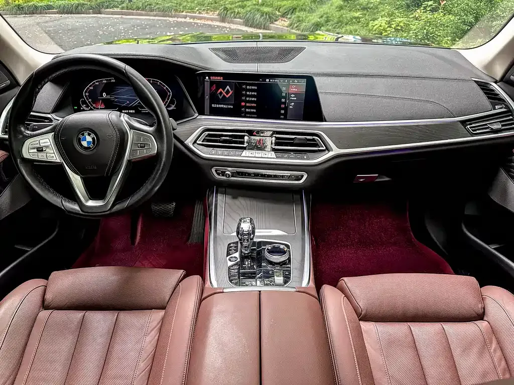 BMW X7 — фото 4