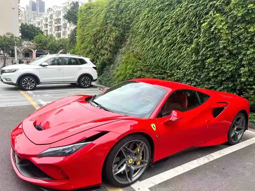 Ferrari F8