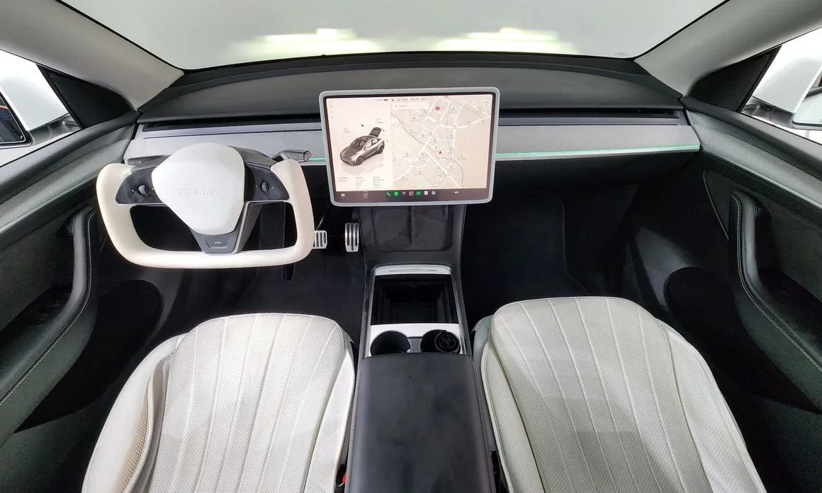 Tesla Model Y — фото 4