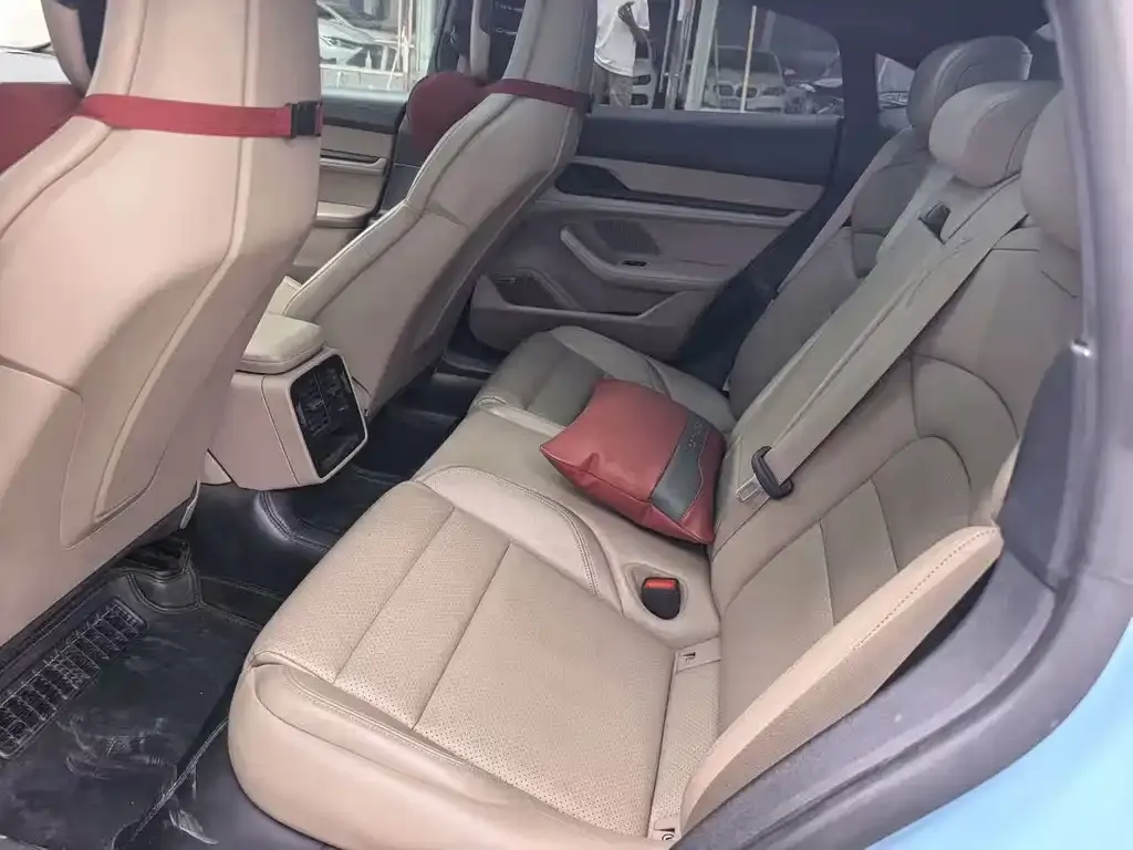 Porsche Taycan 2021 из CN, фото 8
