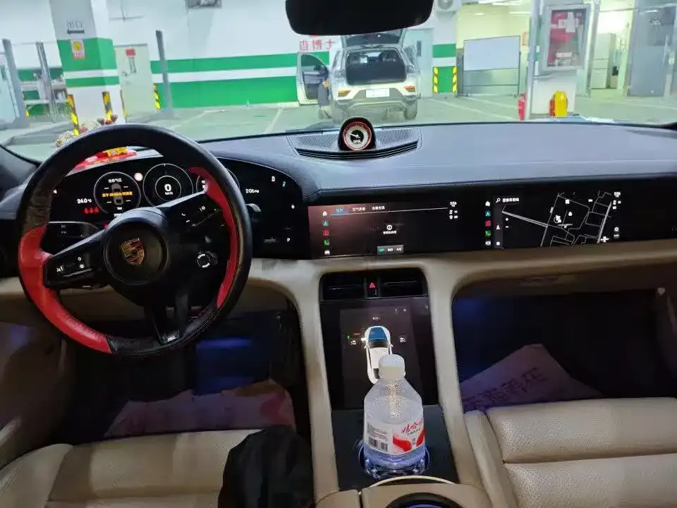 Porsche Taycan 2021 из CN, фото 4