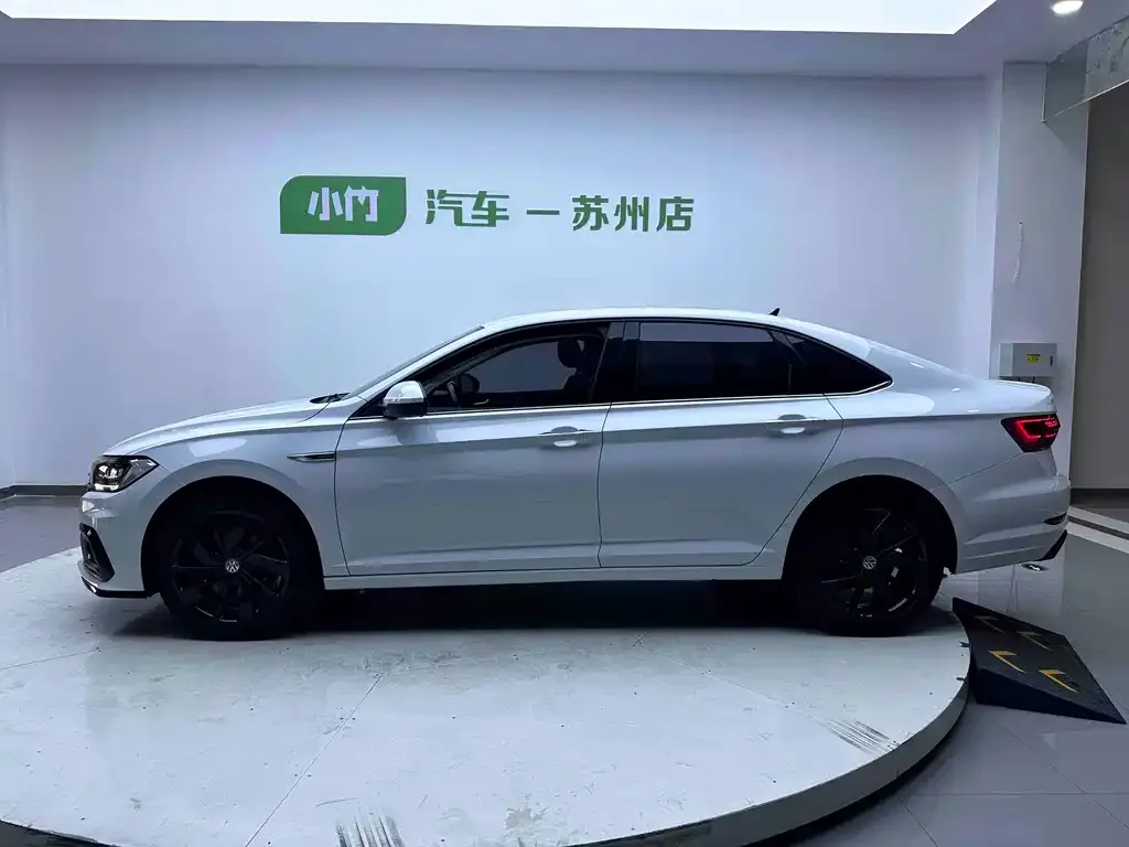 Volkswagen Sagitar — фото 8