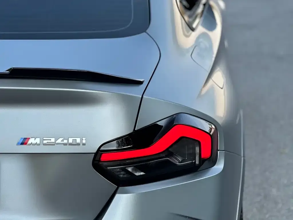 BMW M240i — фото 2