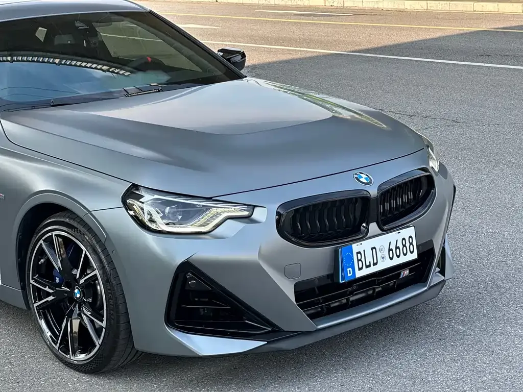 BMW M240i — фото 9