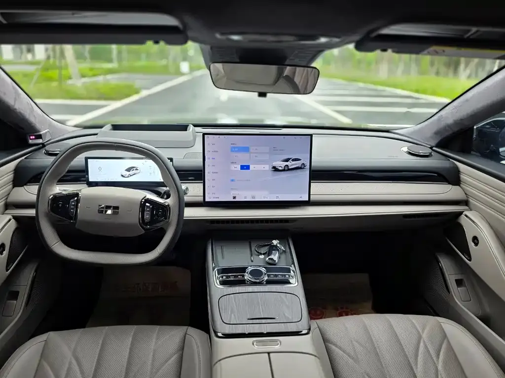Geely Galaxy Xingyao 8 2025 из CN, фото 7