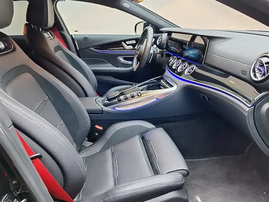 Mercedes-Benz AMG GT — фото 7