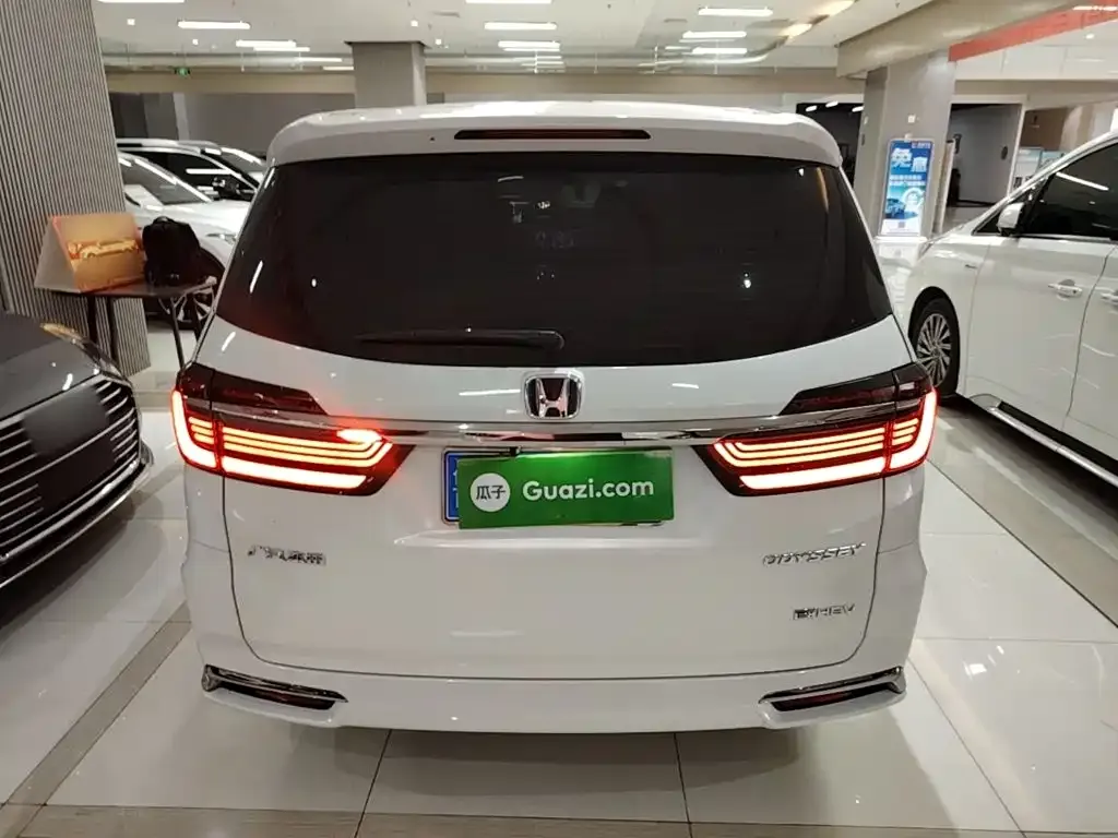 Honda Odyssey 2024 из CN, фото 10
