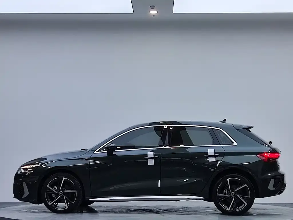 Audi A3 — фото 2