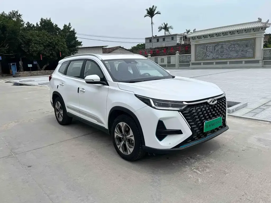 Chery Tiggo 8 PRO NEV — фото 4