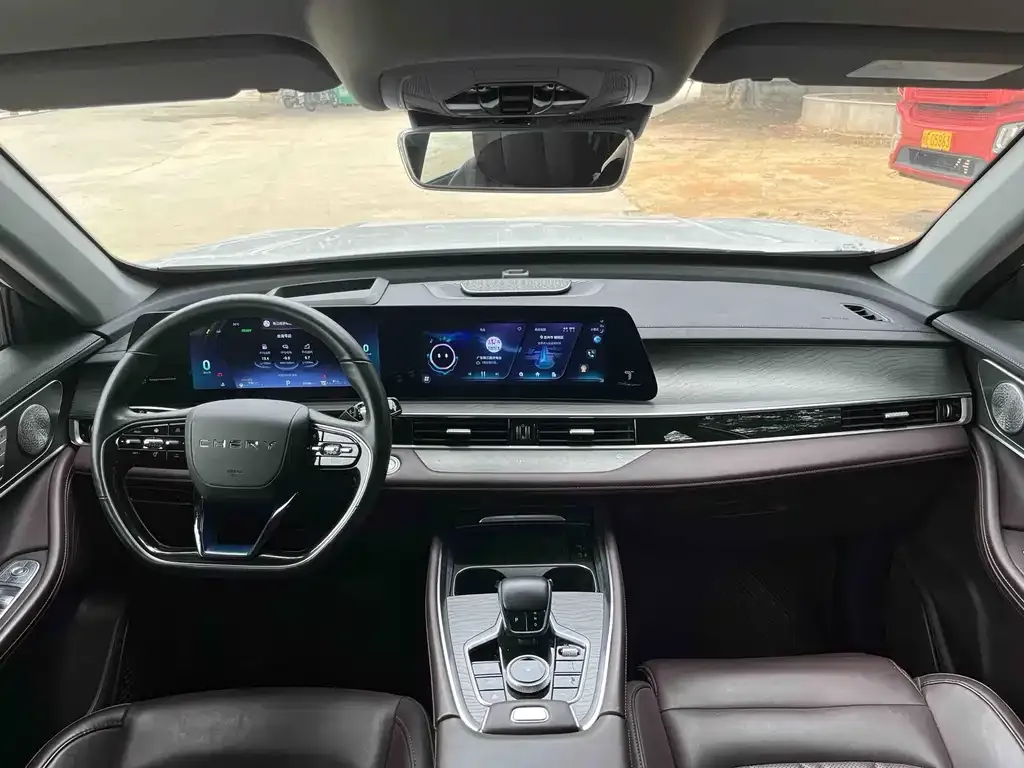 Chery Tiggo 8 PRO NEV — фото 2