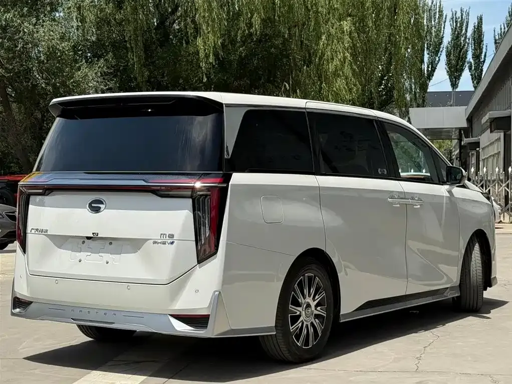 GAC Motor Trumpchi M8 — фото 8