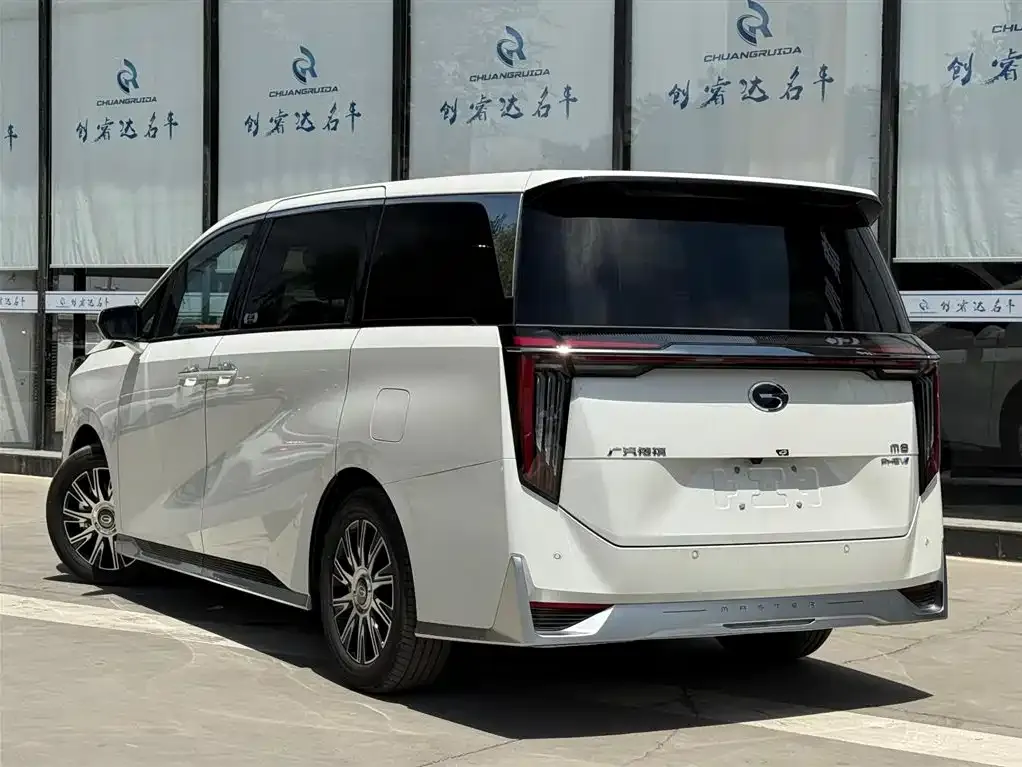 GAC Motor Trumpchi M8 — фото 4